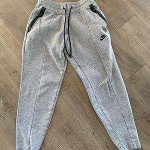 Nike Sweatpants/Joggers - Size Small